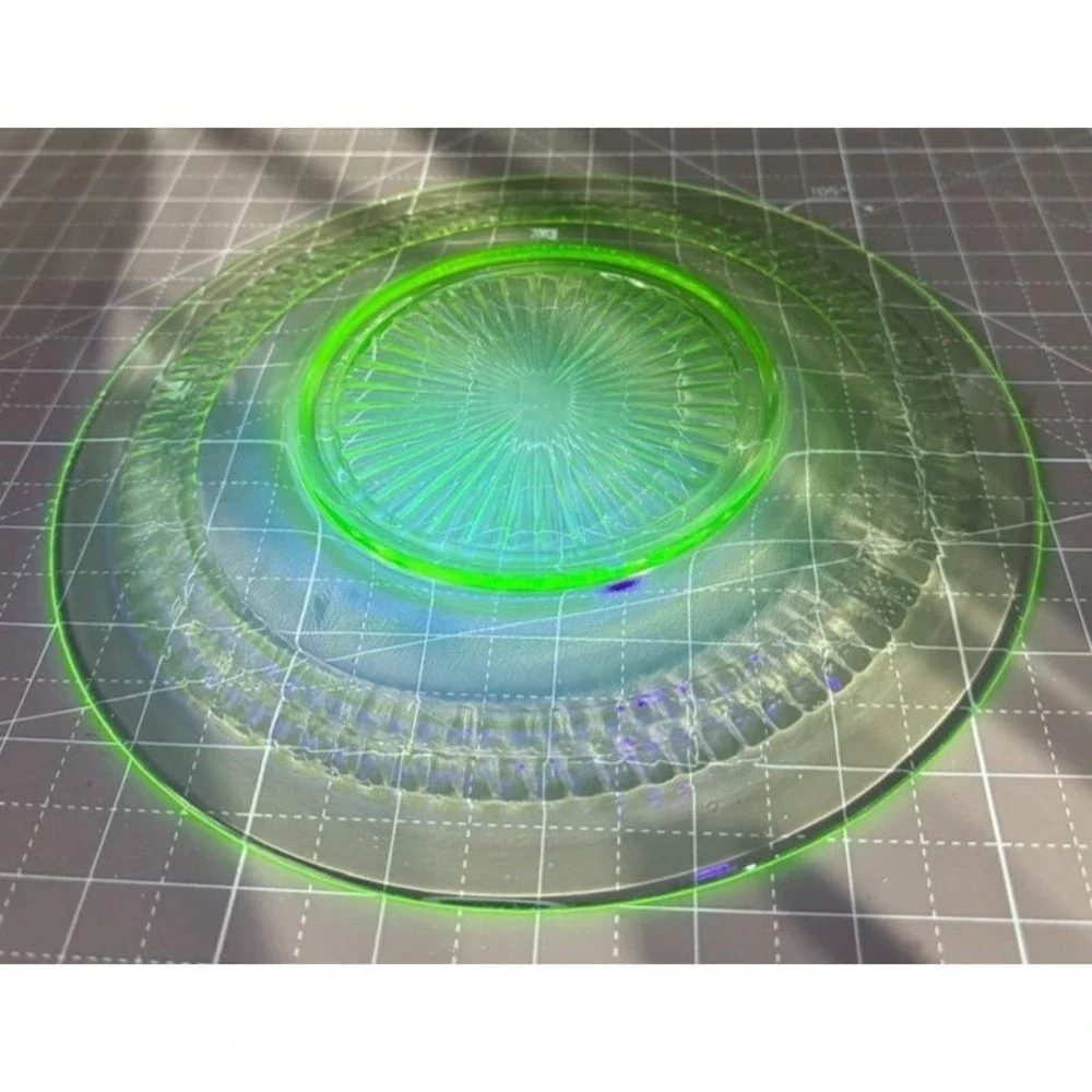 Anchor Hocking pictured anchor